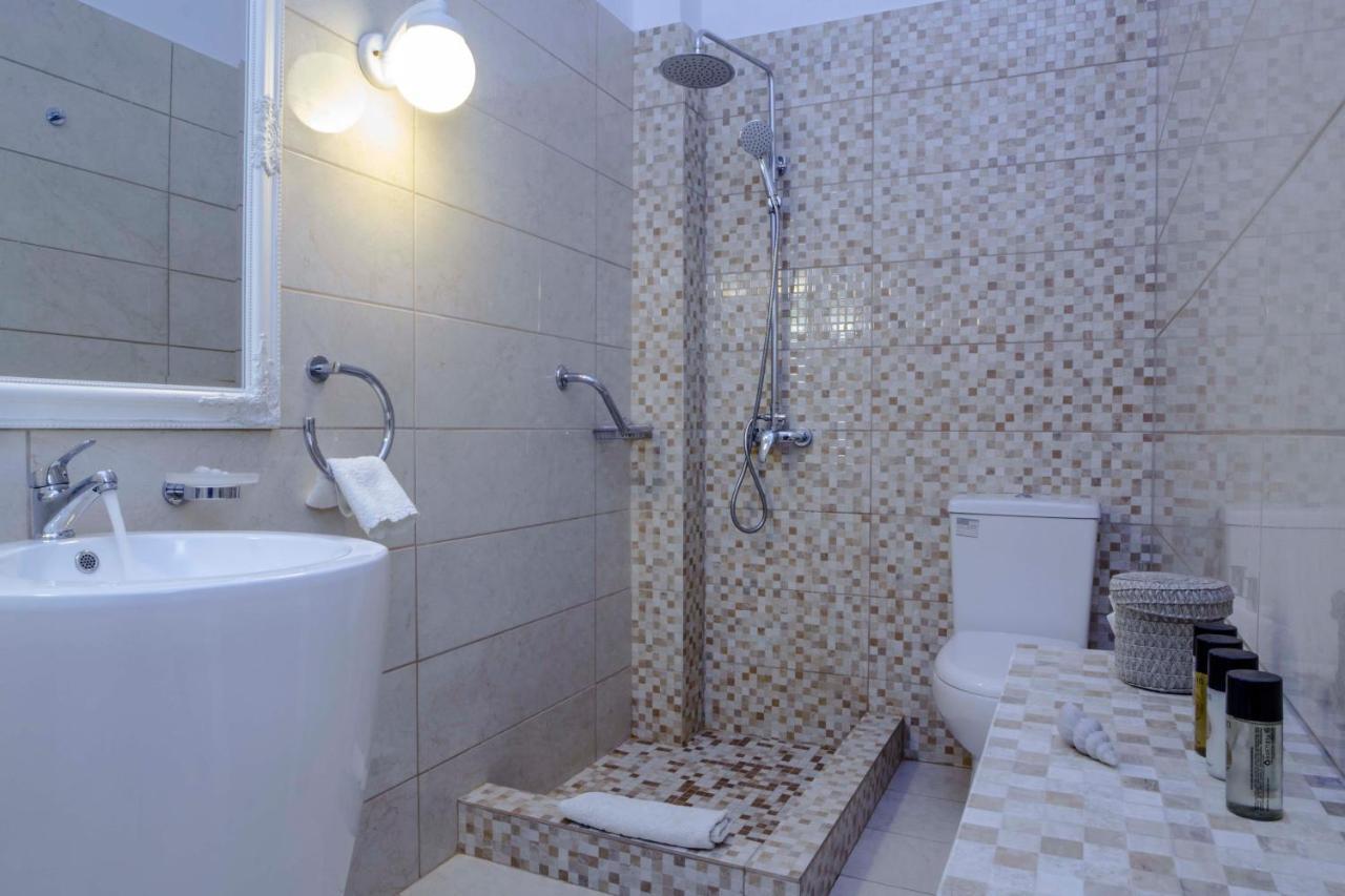 Villa Skiadeni Chalki Town Extérieur photo