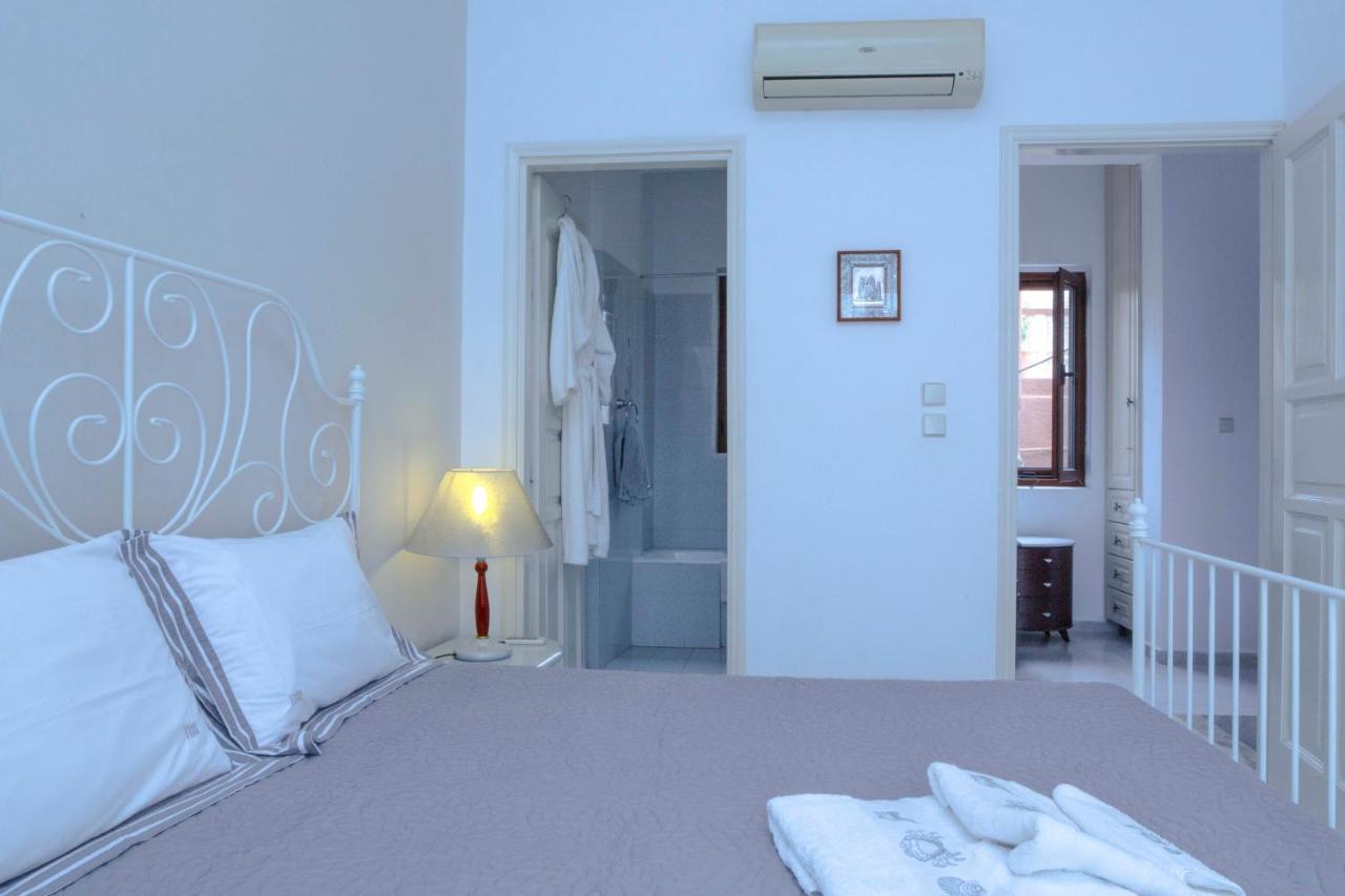 Villa Skiadeni Chalki Town Extérieur photo
