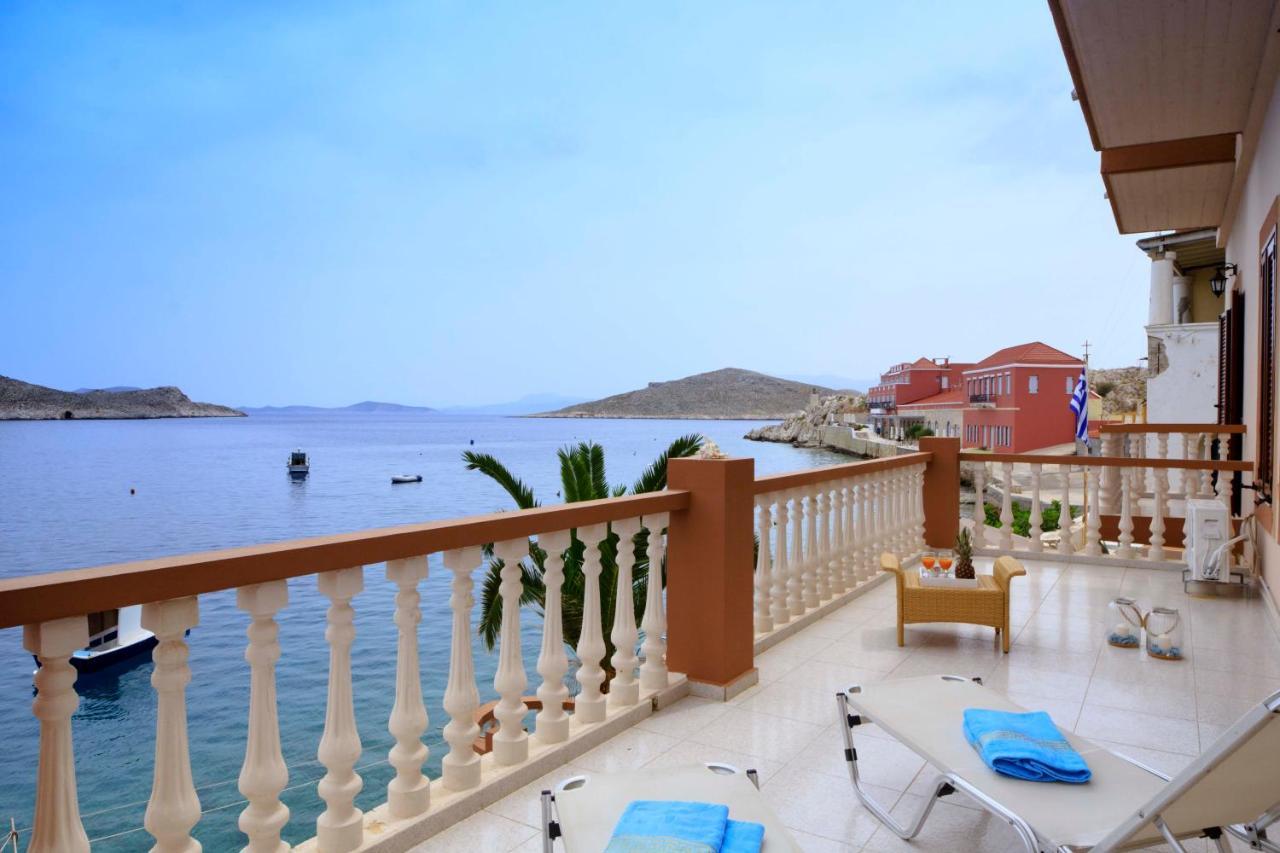 Villa Skiadeni Chalki Town Extérieur photo
